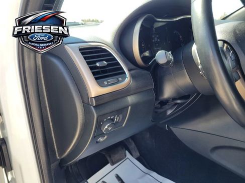 Used 2015 Jeep Grand Cherokee Laredo w/ Quick Order Package 23E image 12