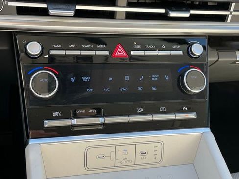 Used 2025 Hyundai Santa Fe SEL image 29