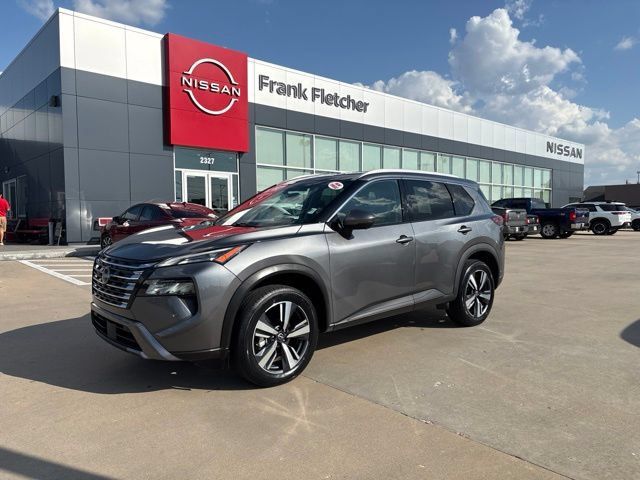 Used 2026 Nissan Rogue SL AWD/4WD image 1