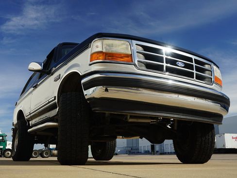 Used 1995 Ford Bronco XLT image 22