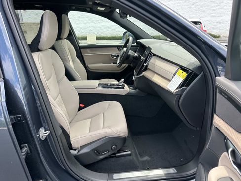 New 2026 Volvo XC90 B6 Plus AWD/4WD image 21