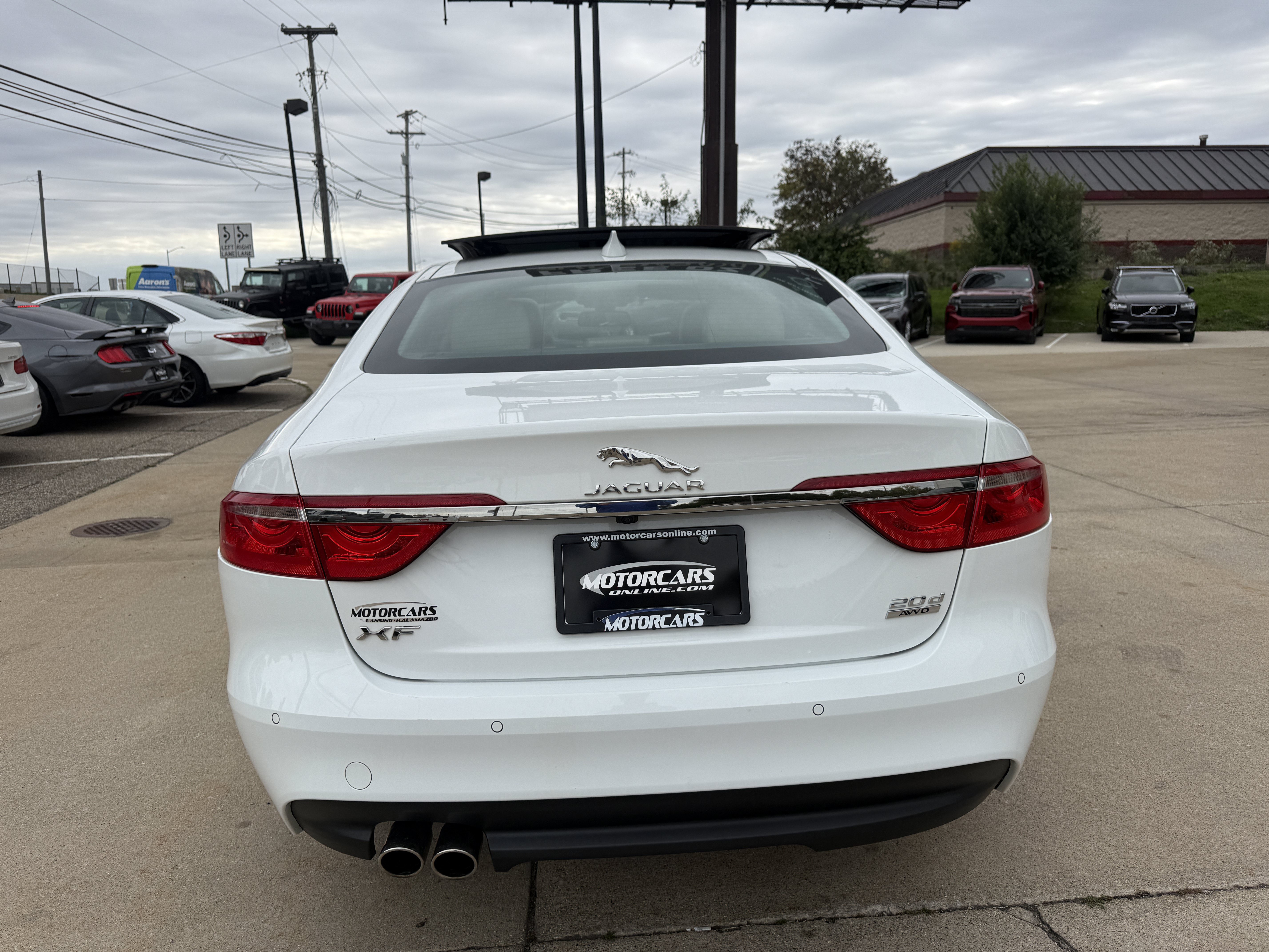 Used 2017 Jaguar XF Prestige AWD/4WD image 5