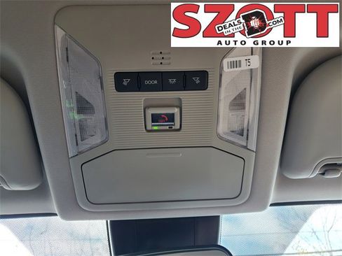 New 2025 Toyota RAV4 LE image 30