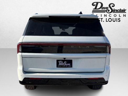 New 2025 Lincoln Navigator L Reserve image 6