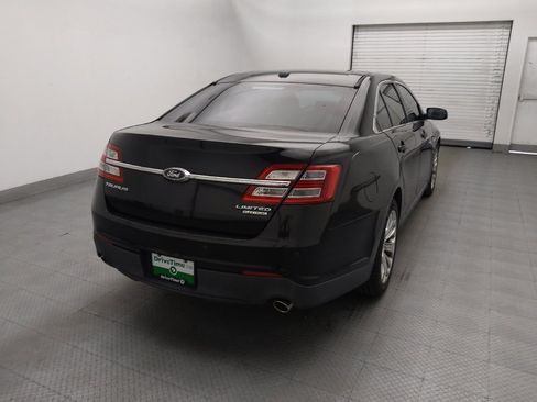 Used 2015 Ford Taurus Limited FWD image 7