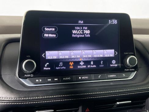 Used 2023 Nissan Rogue S FWD image 28