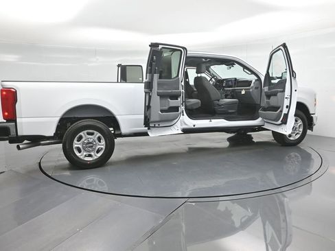 New 2026 Ford F350 XLT image 4