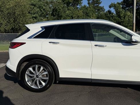 Used 2020 INFINITI QX50 Luxe w/ Cargo Package AWD/4WD image 9
