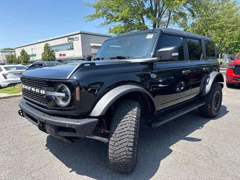 Used 2024 Ford Bronco Wildtrak AWD/4WD image 3