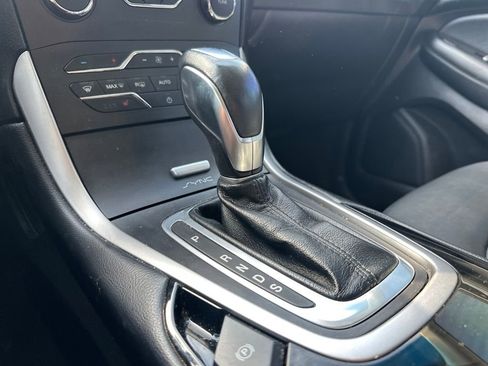 Used 2017 Ford Edge SEL w/ Equipment Group 201A image 19