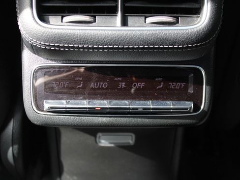 Certified 2023 Mercedes-Benz GLS 580 4MATIC image 31