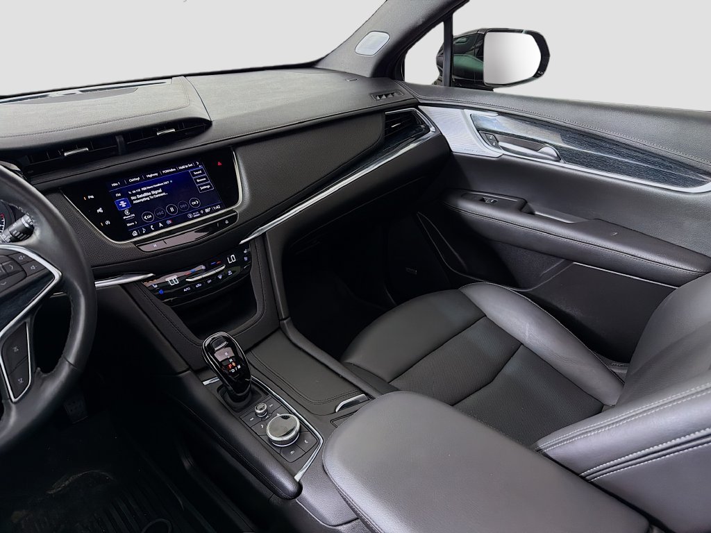Used 2023 Cadillac XT5 Premium Luxury w/ Technology Package FWD image 29