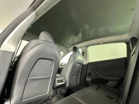 Used 2024 Tesla Model Y Long Range image 5