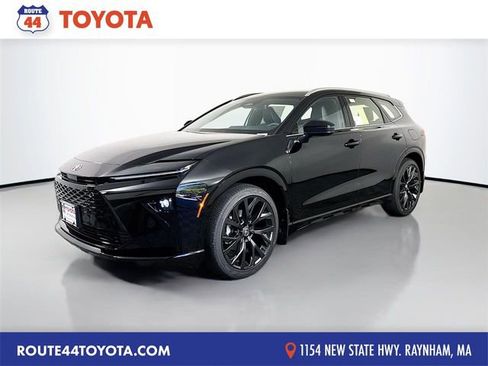New 2026 Toyota Crown Signia AWD/4WD image 1