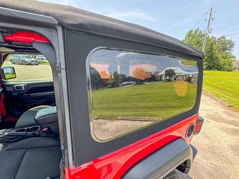 Used 2020 Jeep Wrangler Sport AWD/4WD image 20