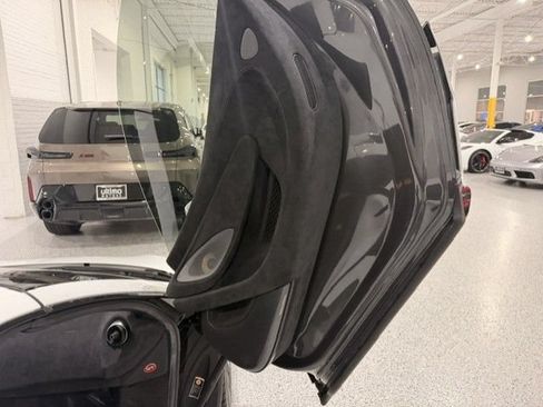 Used 2020 McLaren 600LT Spider RWD image 6