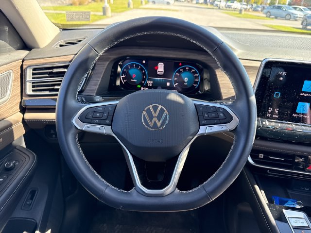 Used 2024 Volkswagen Atlas SEL AWD/4WD image 21