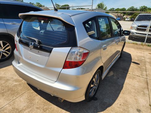 Used 2013 Honda Fit Sport image 4