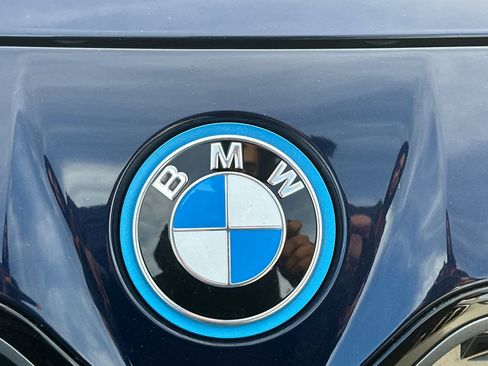 Certified 2023 BMW i4 M50 image 10