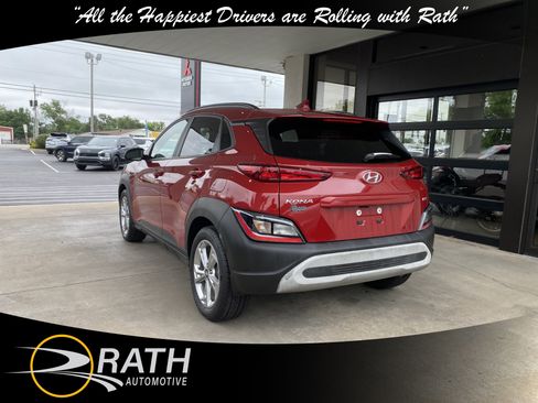Used 2022 Hyundai Kona SEL w/ Cargo Package AWD/4WD image 8