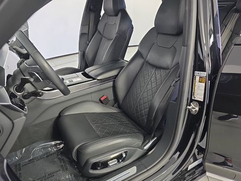 Used 2023 Audi S8 w/ S8 Executive Package image 22
