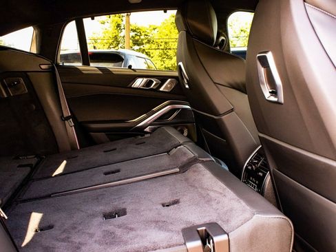 Used 2025 BMW X6 M Competition w/ Executive Package image 38