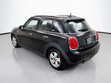 Used 2016 MINI Cooper 4-Door Hardtop image 5