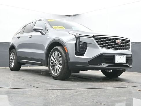 Used 2025 Cadillac XT4 Premium Luxury AWD/4WD image 42