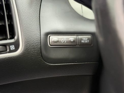 Used 2018 INFINITI Q50 Luxe RWD image 18