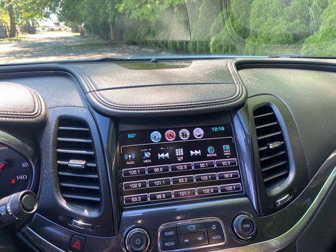Used 2016 Chevrolet Impala LT w/ Convenience Package FWD image 14