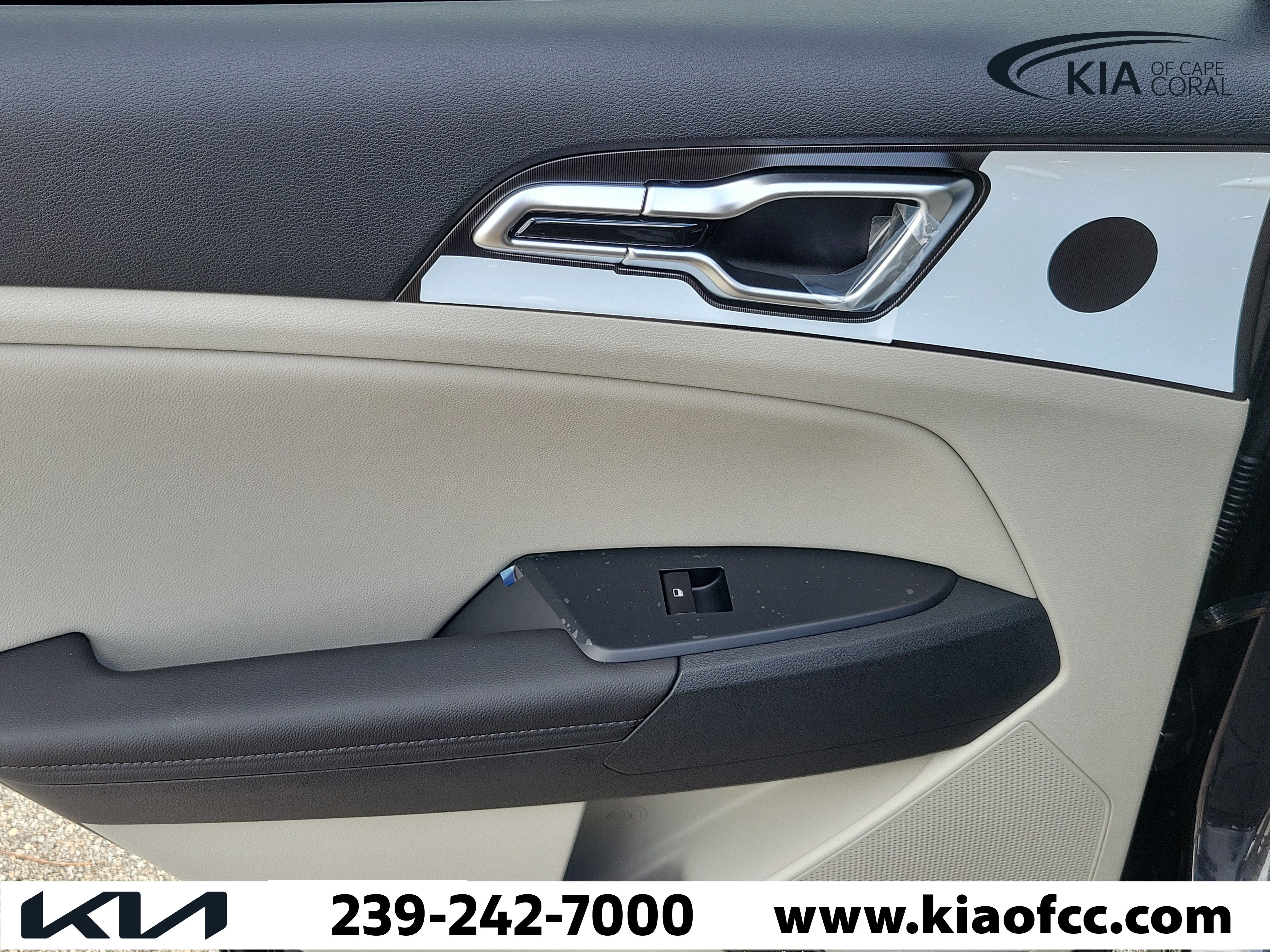 New 2026 Kia Sportage SX FWD image 14