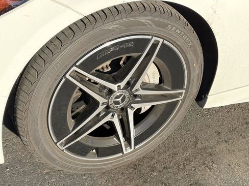 Used 2022 Mercedes-Benz C 300 Sedan image 4