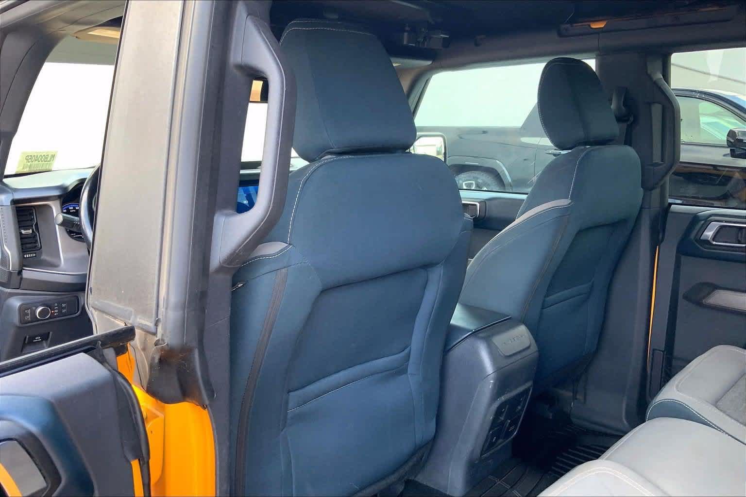 Used 2021 Ford Bronco Outer Banks AWD/4WD image 8