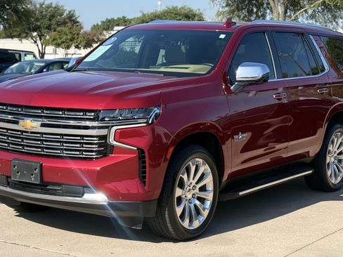 Used 2023 Chevrolet Tahoe Premier w/ Premium Package RWD image 3