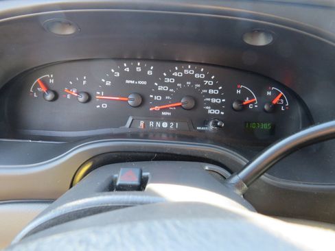 Used 2008 Ford E-250 and Econoline 250 image 20