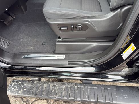 Used 2020 Chevrolet Silverado 1500 LT Trail Boss w/ Convenience Package image 17