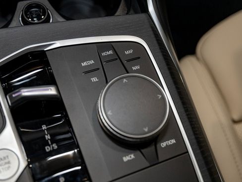 Used 2026 BMW 330i xDrive Sedan w/ Premium Package image 23