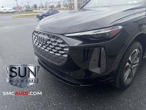 Certified 2025 Audi Q5 Premium w/ Convenience Package image 13