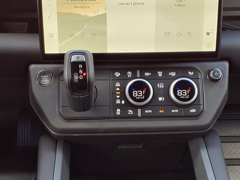 New 2026 Land Rover Defender 110 S AWD/4WD image 20