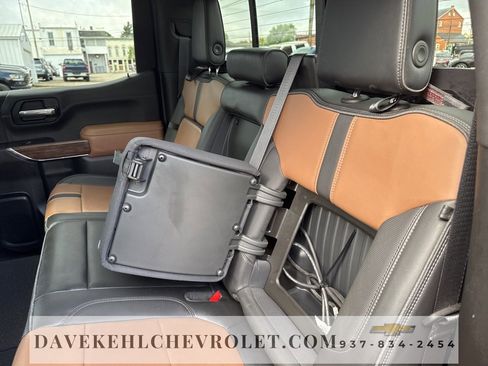 Used 2022 Chevrolet Silverado 1500 High Country w/ Z71 Off-Road Package image 22