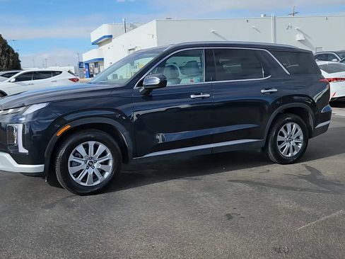 Certified 2024 Hyundai Palisade SEL image 2