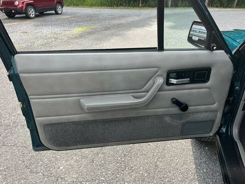 Used 1995 Jeep Cherokee Sport AWD/4WD image 68