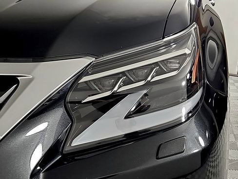 Used 2023 Lexus GX 460 Premium w/ Premium Package AWD/4WD image 10