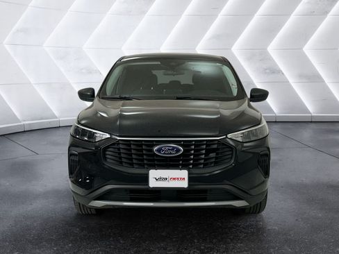 Used 2024 Ford Escape Active AWD/4WD image 2