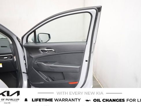 New 2026 Kia Sportage S image 15