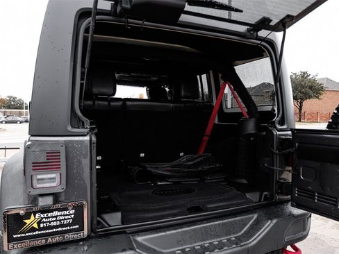 Used 2017 Jeep Wrangler Unlimited Rubicon image 52