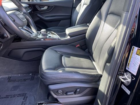 Used 2019 Audi Q7 3.0T Prestige w/ Prestige Package image 11