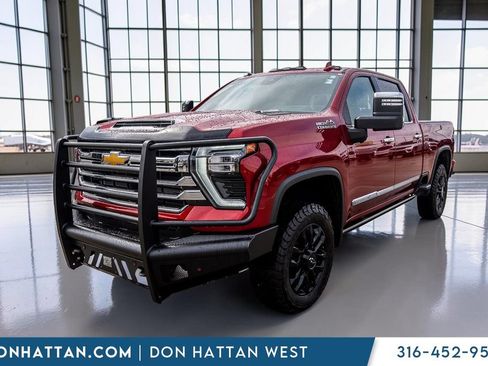 Used 2025 Chevrolet Silverado 2500 High Country w/ High Country Premium Package AWD/4WD image 36