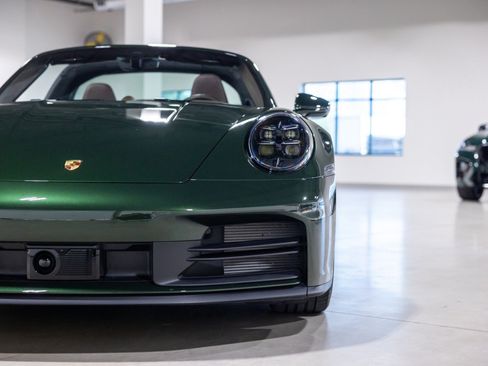Used 2026 Porsche 911 Targa 4S AWD/4WD image 19
