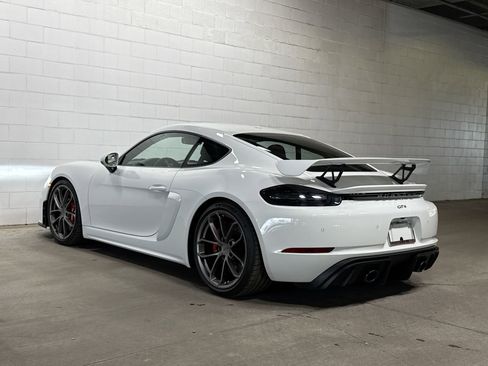 Certified 2021 Porsche 718 Cayman GT4 RWD image 3
